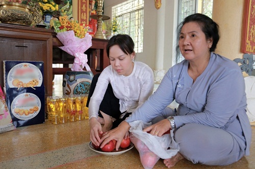 Việt Hương: Hành trình thiện nguyện chưa bao giờ dừng 8